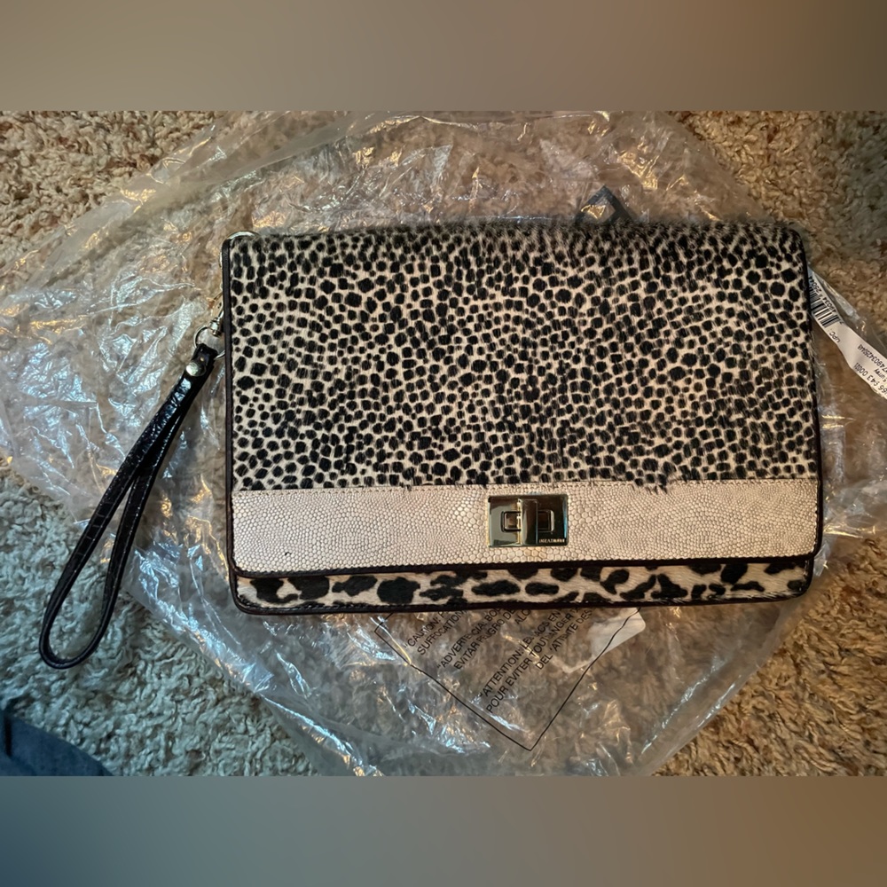 Brahmin Pouch